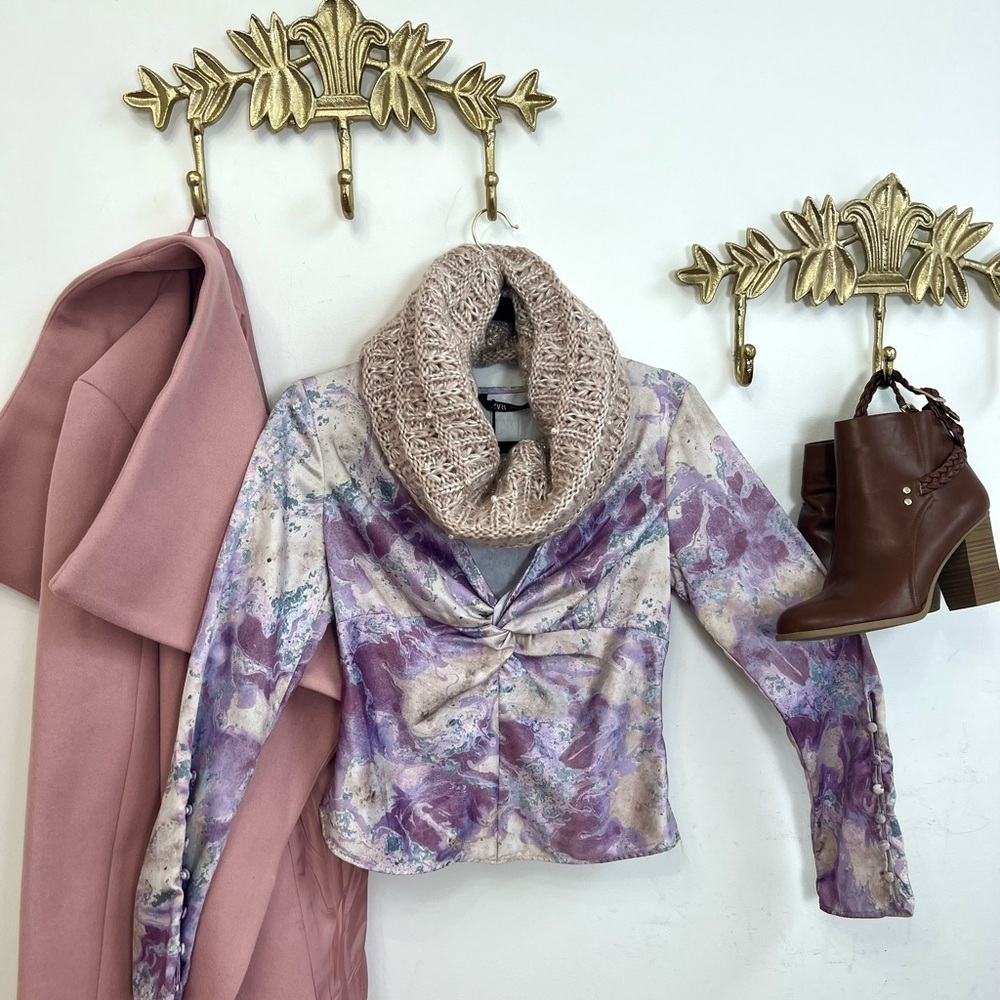 🆕💜ZARA NWT Purple marble satin long sleeve blouse xs ptp 17
